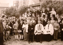 1942